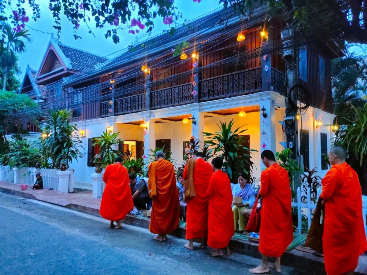 Lotus Corner - Heritage B&B Луанґпхабанґ Екстер'єр фото